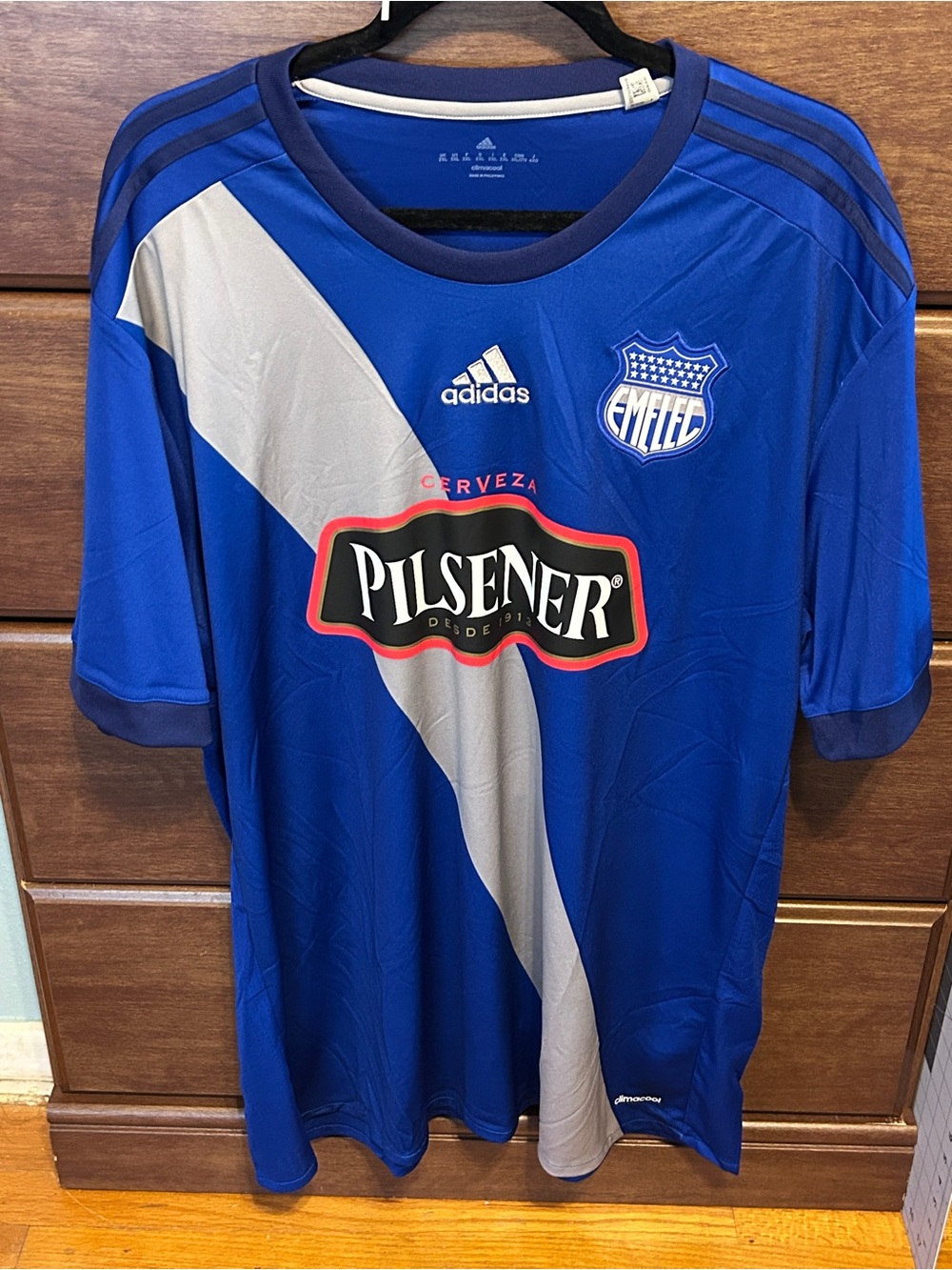 2017/2018 C.S. Emelec Home jersey